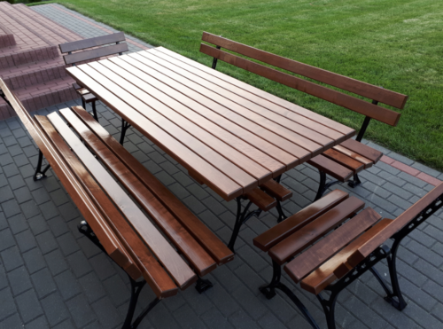 Meble Ogrodowe KRÓLEWSKIE nogi żeliwne 200 cm (stół + dwie ławki + dwa fotele)