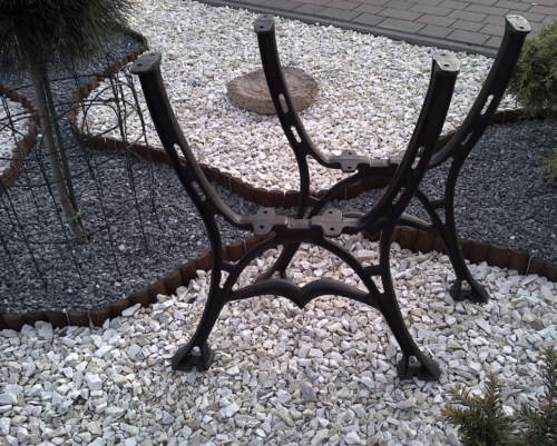 Nogi żeliwne do stołu królewskie Produkt Polski doskonałej jakości odlew